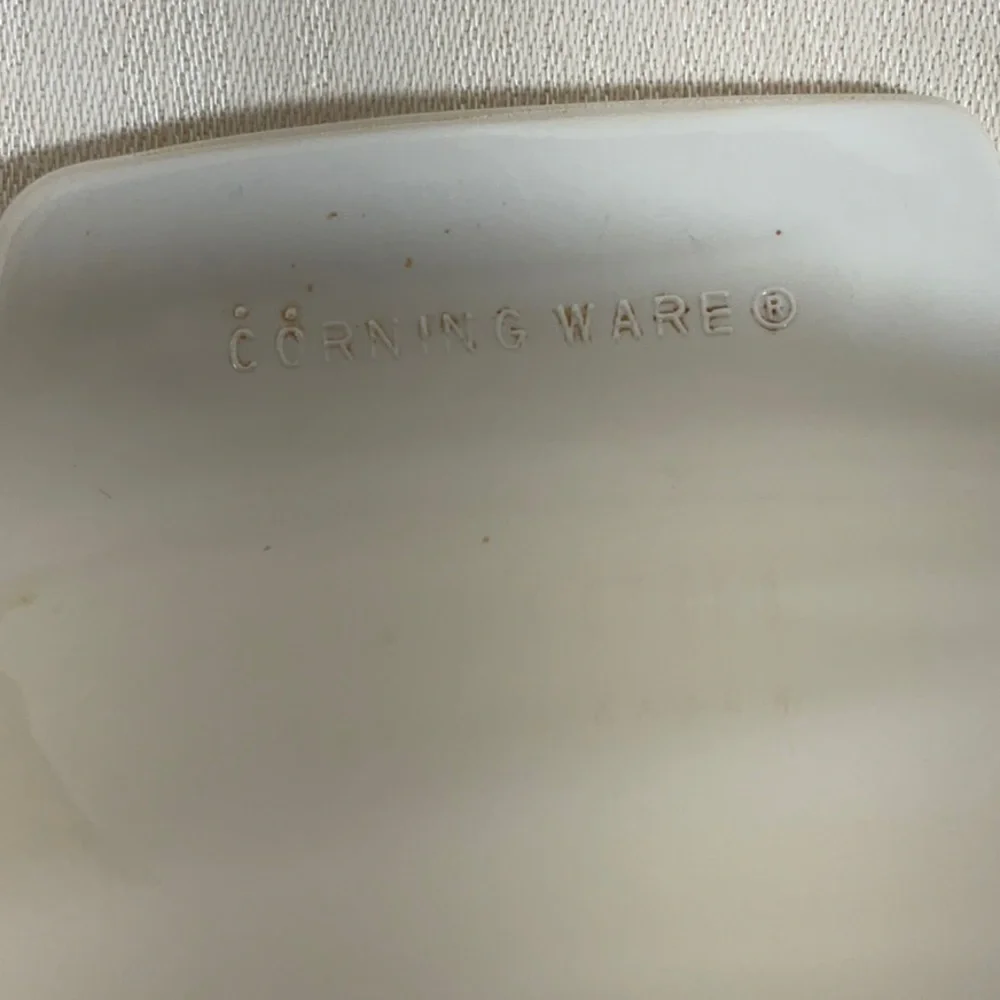 Forever Yours Corning Ware 1.5 Liter Casserole Dish with Cover